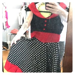 Detailed pin up style red/Blk dress